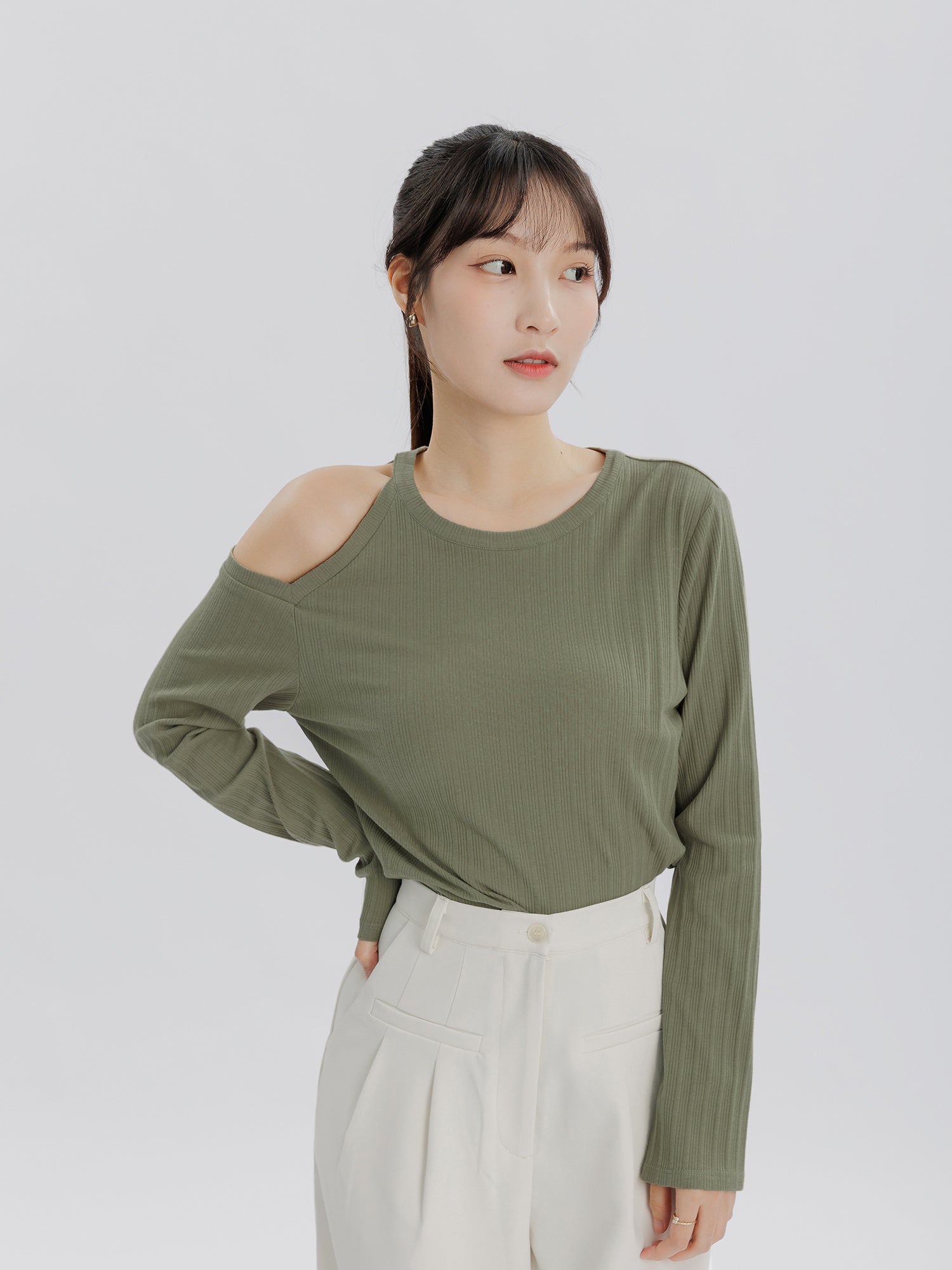 Echo Cold Shoulder Knit Top