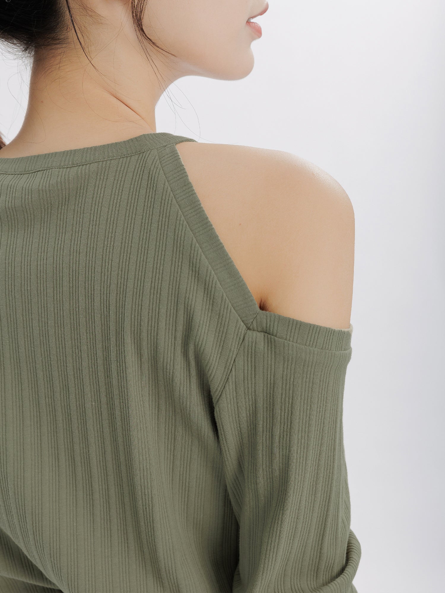 Echo Cold Shoulder Knit Top