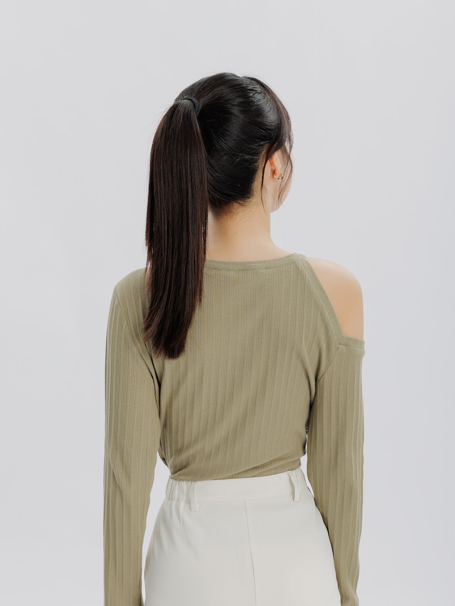 Echo Cold Shoulder Knit Top