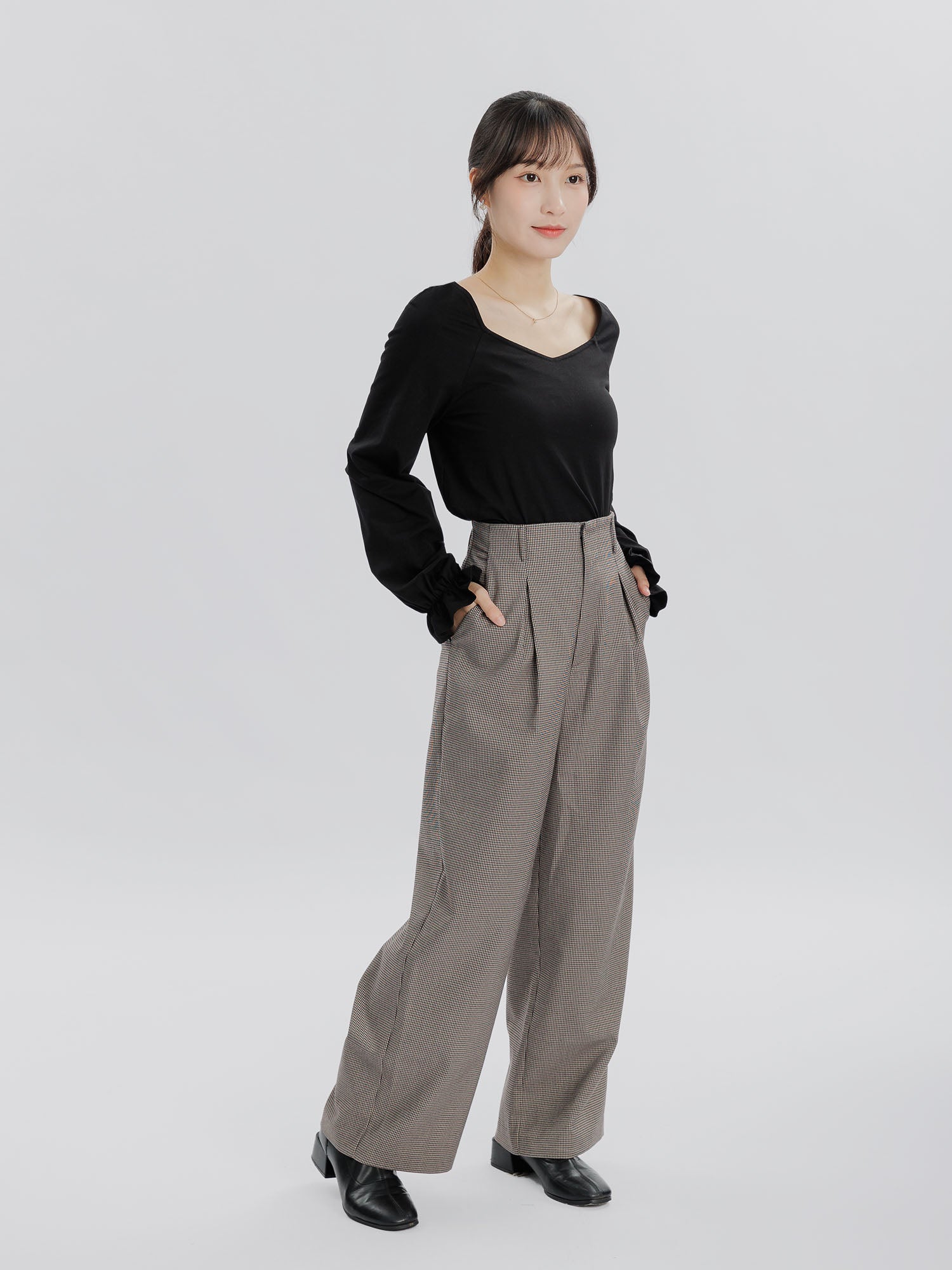 Muse High Waist Houndstooth Pants