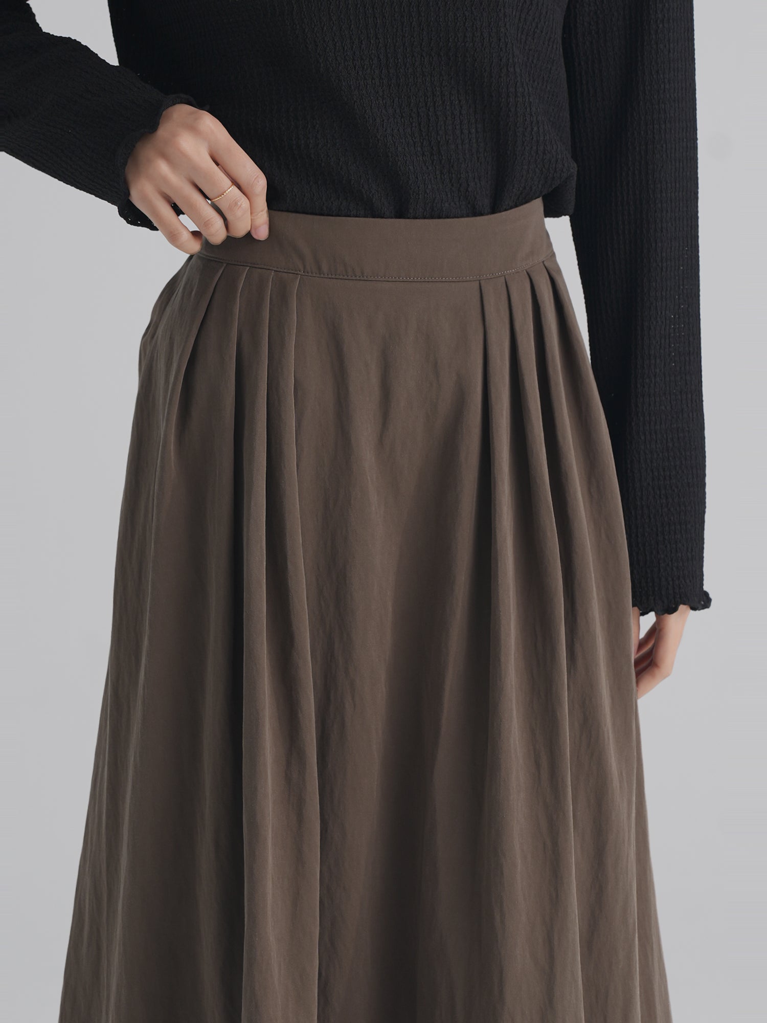 Moonlit Side Pleated Skirt