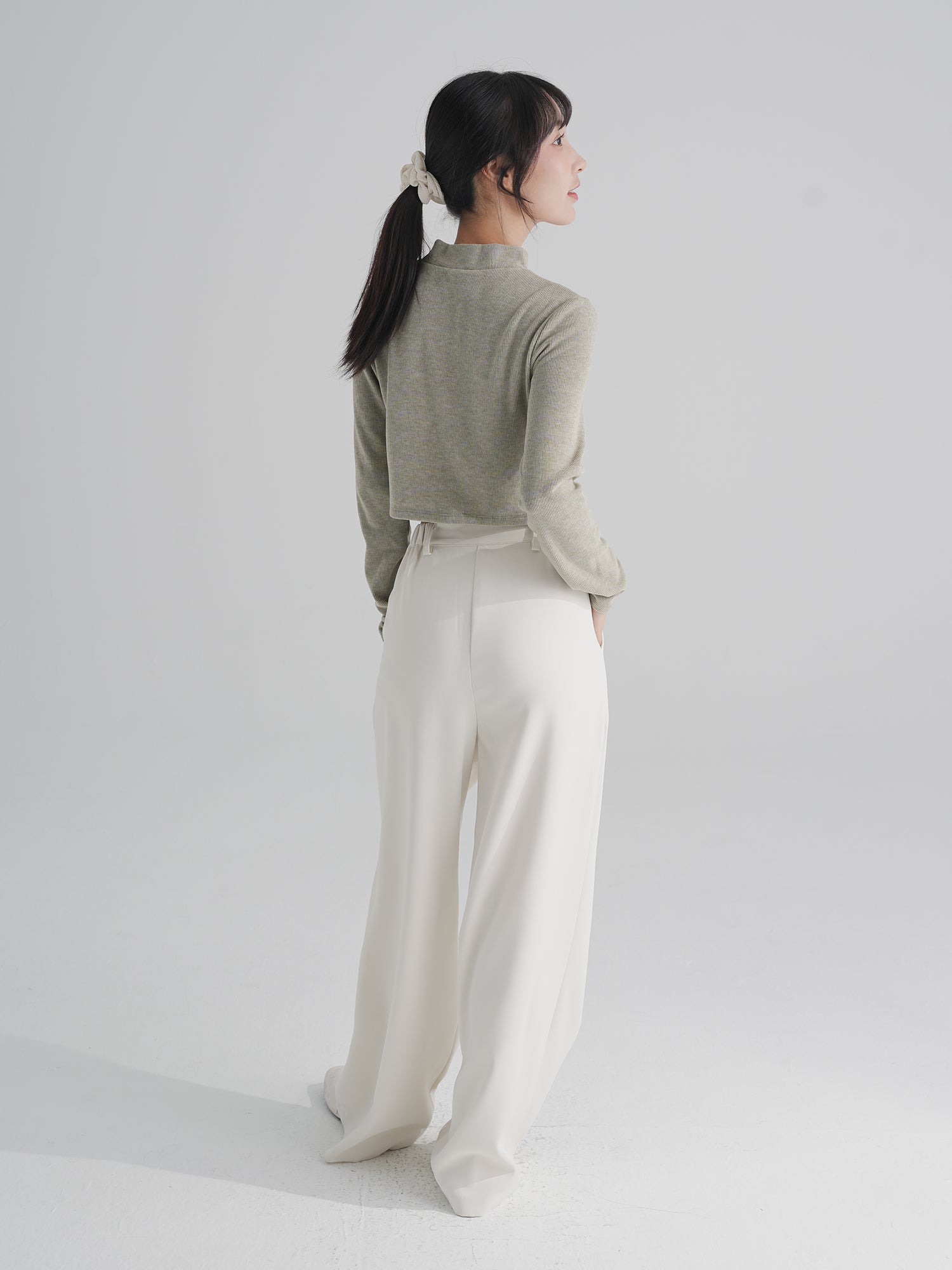 90% Cashmere / Iona Funnel Neck Ribbed Top