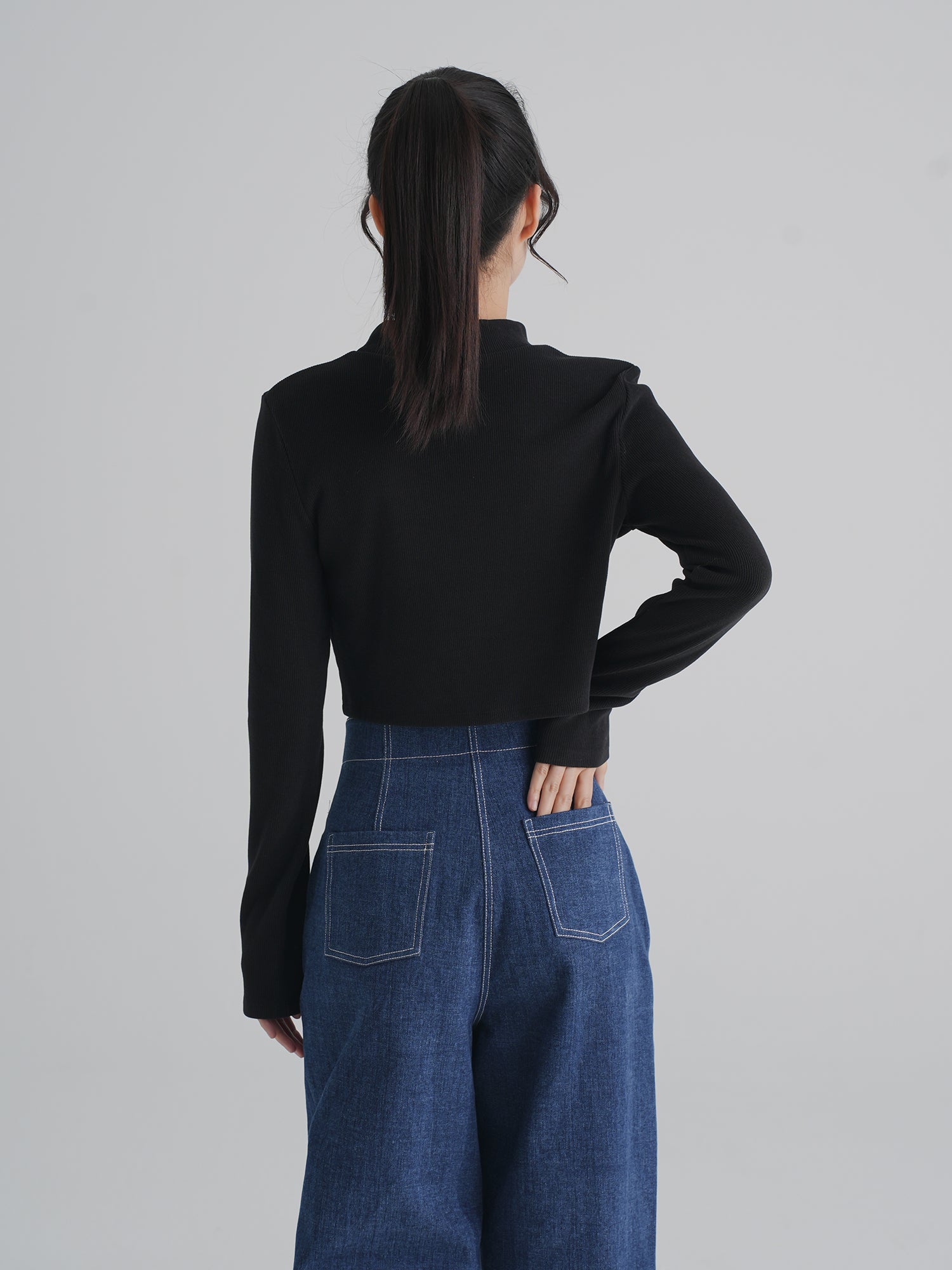 90% Cashmere / Iona Funnel Neck Ribbed Top