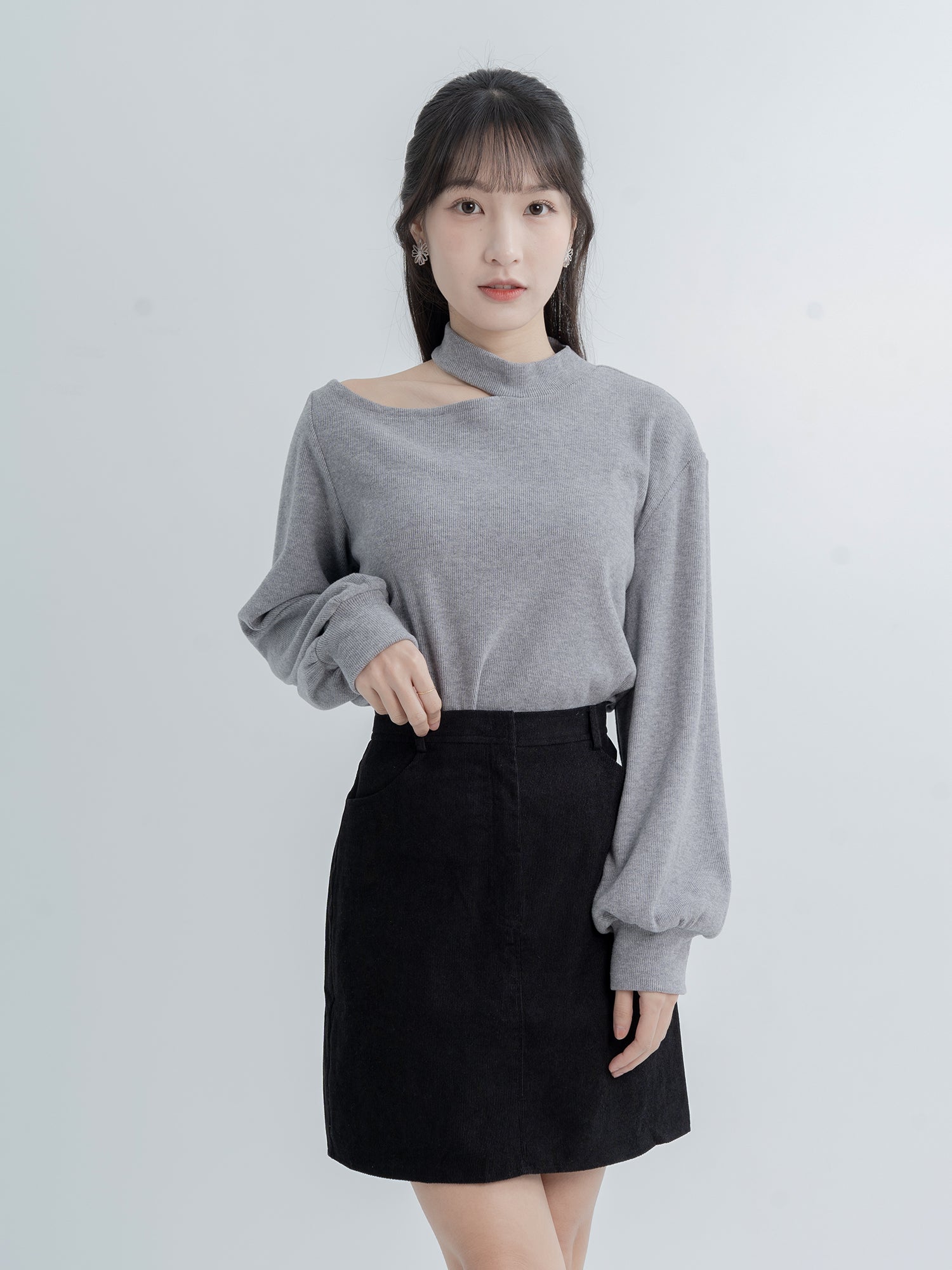 90% Cashmere / Merlina Cut-out Top