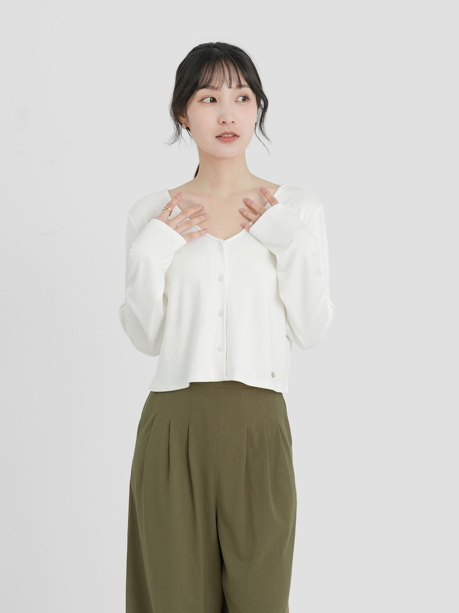 Lyra Clean Buttoned Cardigan