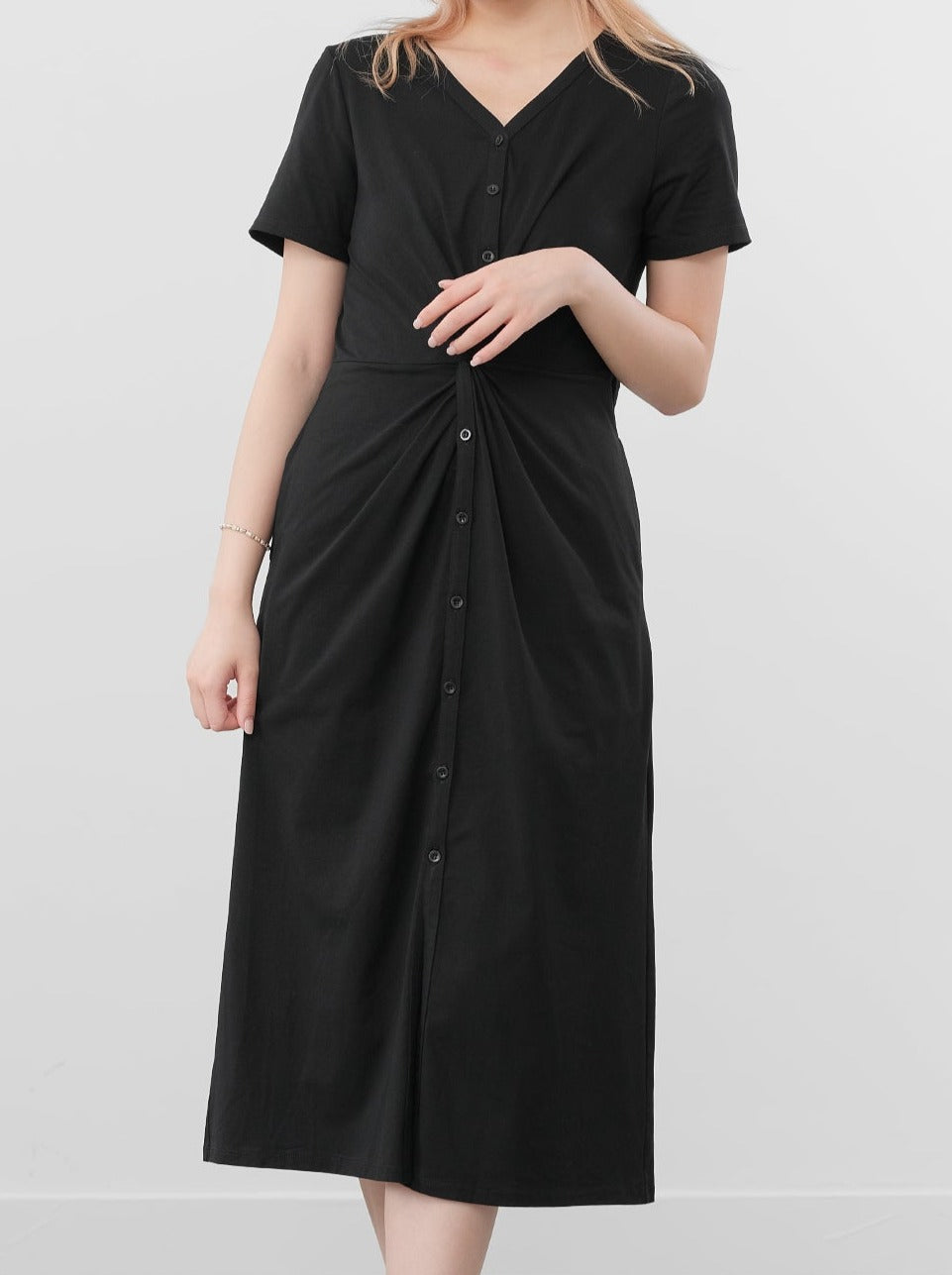 Taelyn Front Knot Midi Dress