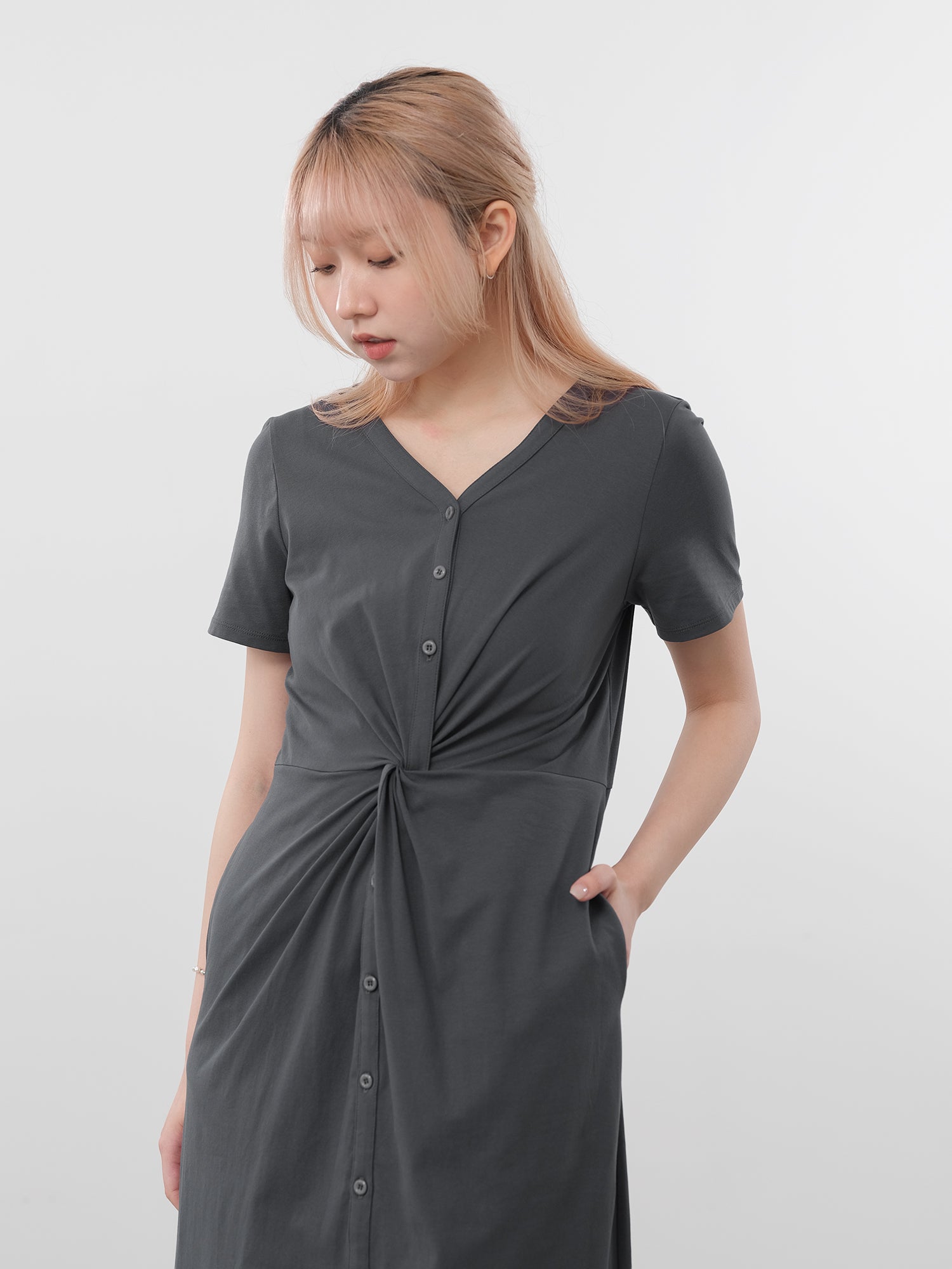 Taelyn Front Knot Midi Dress