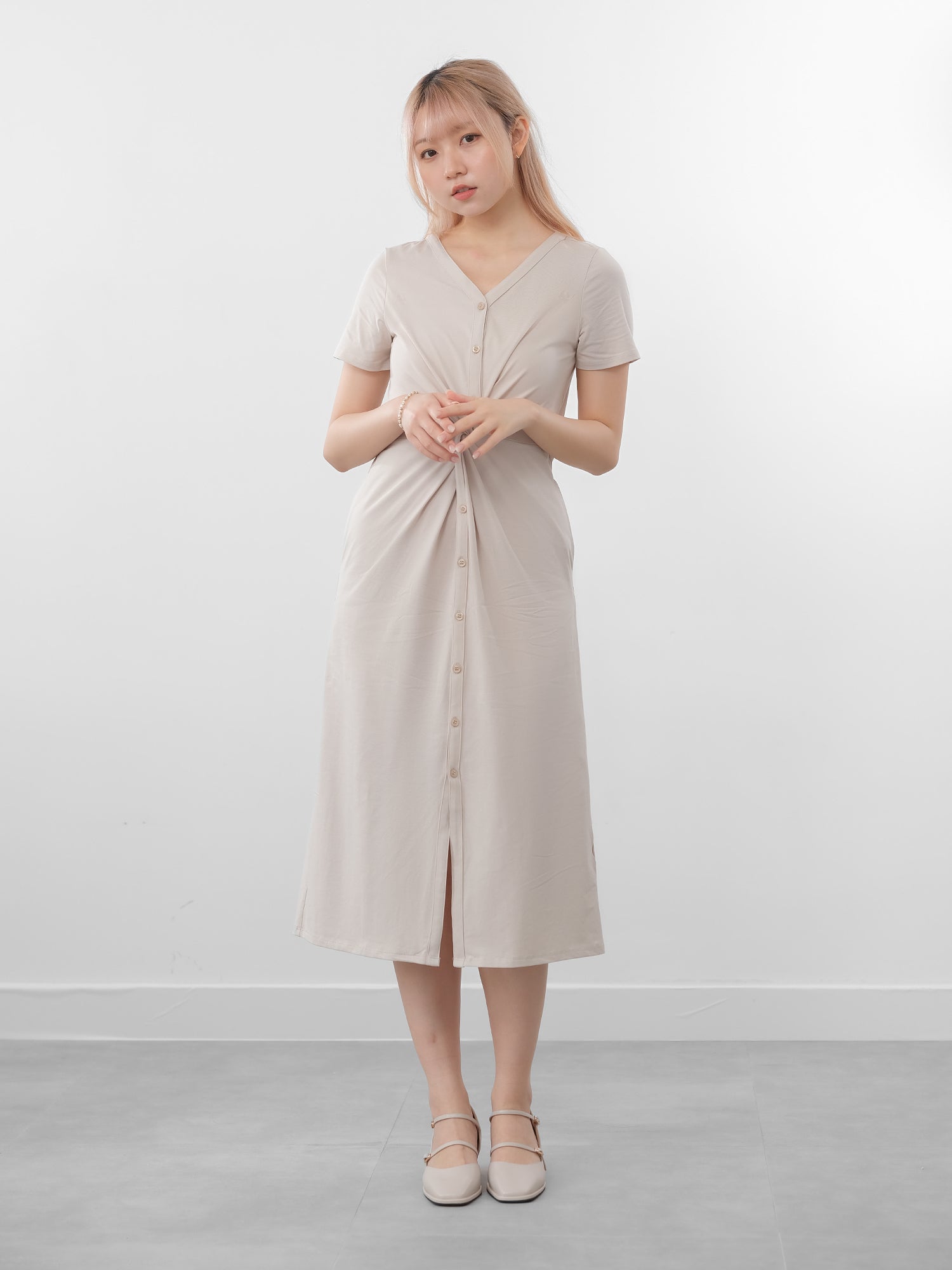 Taelyn Front Knot Midi Dress