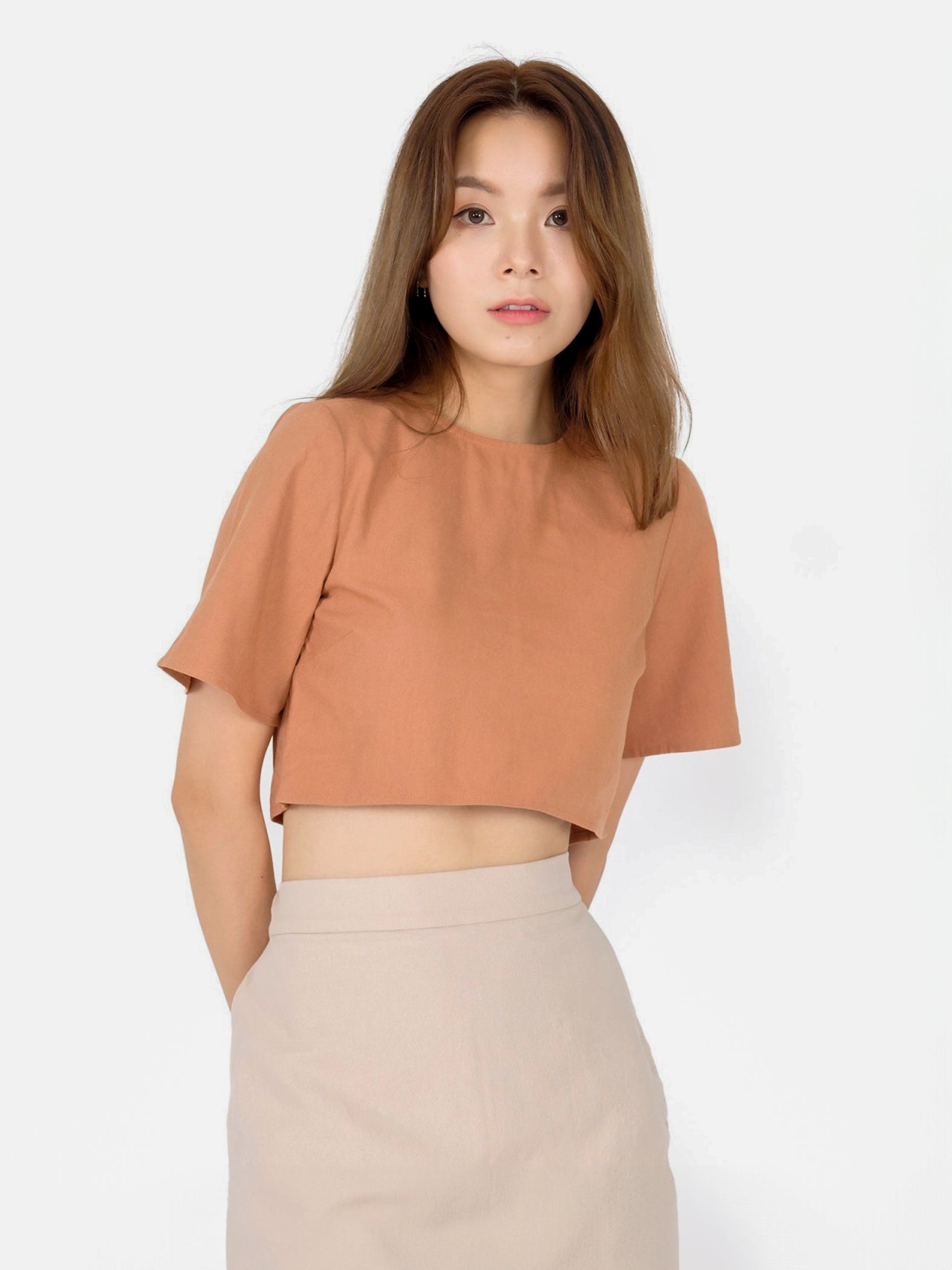 Ann Crew Neck Crop Top*