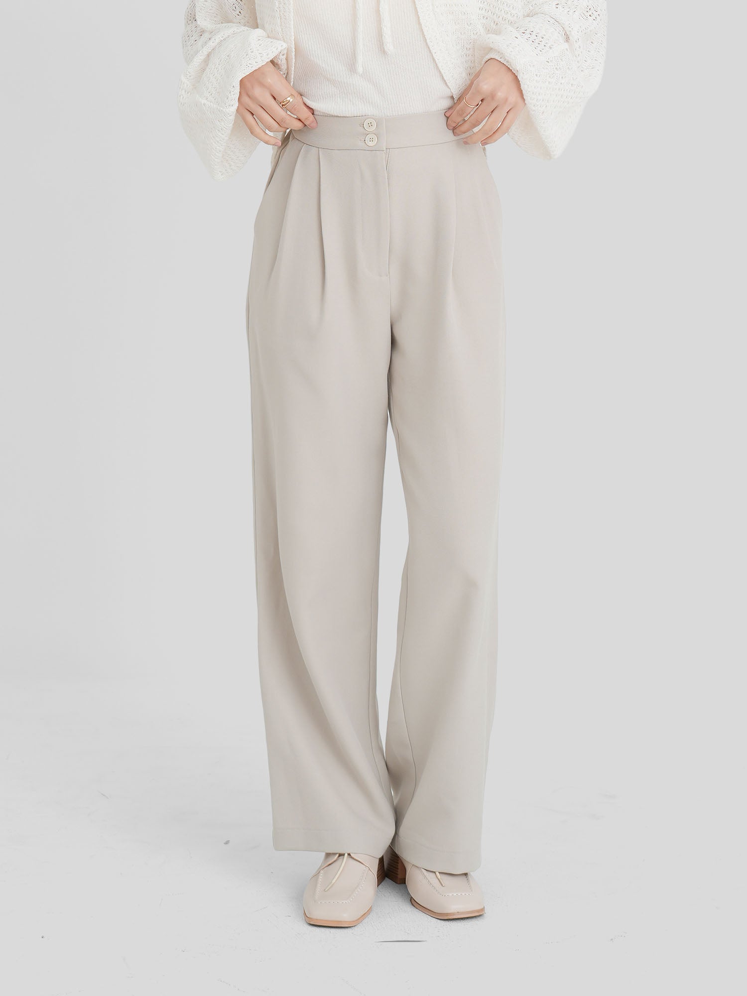 Dual Buttoned Pleat Pants